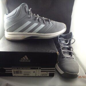 Addidas Basketball Shoes 7M/9W